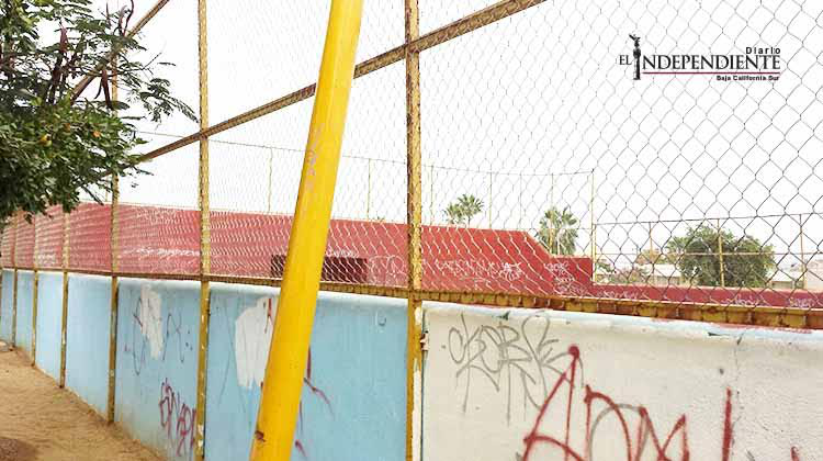 Niño sufre quemaduras por electrocución en un parque de CSL