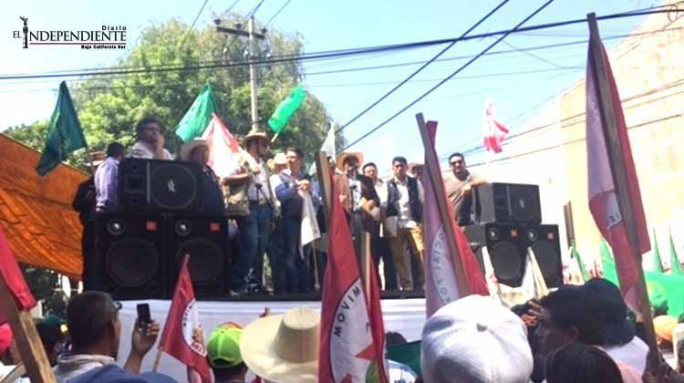 Campesinos advierten que no pagarán platos rotos por recorte presupuestal