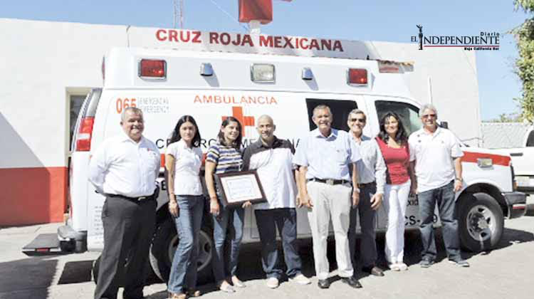 Empresas cabeñas donan rehabilitación de ambulancia a la Cruz Roja de San José del Cabo