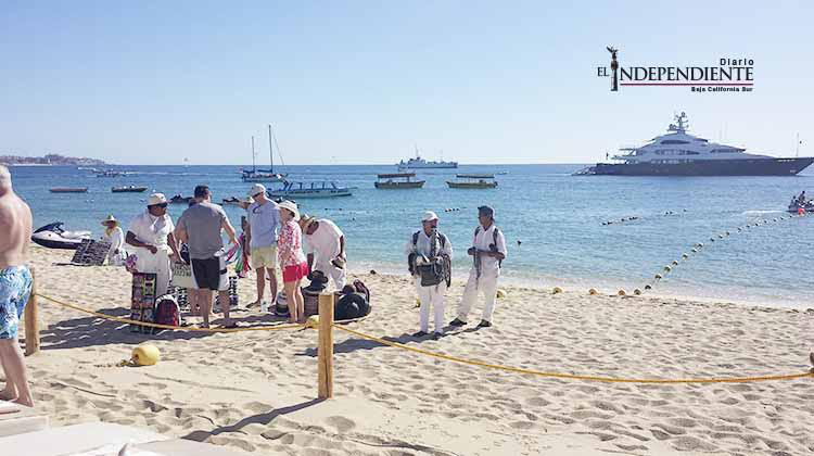 Pondrán en cintura a vendedores ambulantes de las playas