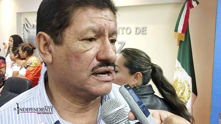 Nadie tiene el trabajo seguro en el Ayuntamiento de La Paz, advierte Armando Martínez