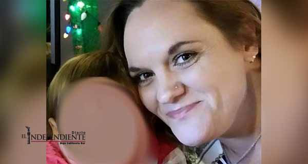 Desalmada mujer mete a su hija en el horno y lo divulga