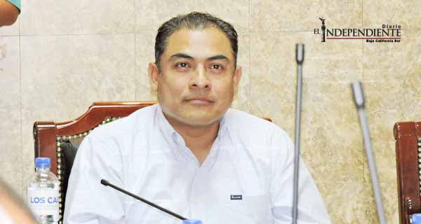 Ninguno de los funcionarios tiene garantía en la XII administración, advierte alcalde