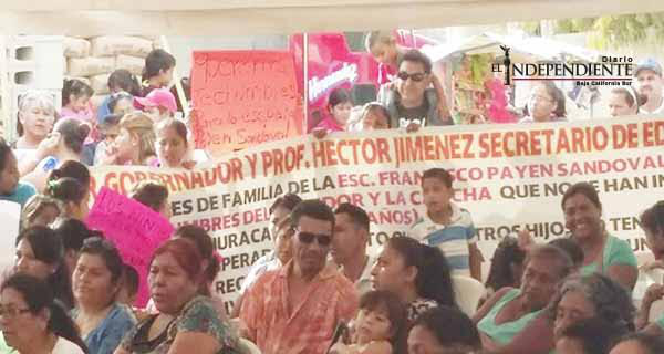 Responde Gobernador a padres de Familia tras el cierre de escuelas en SJC