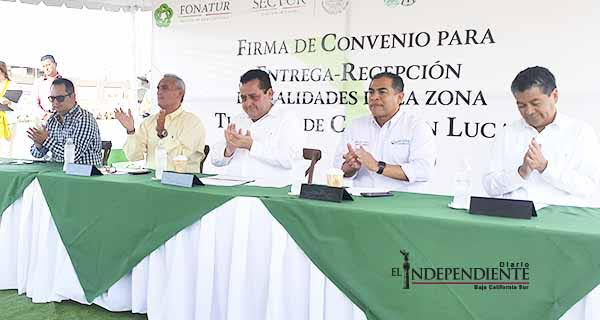 Firman FONATUR y Ayuntamiento de Los Cabos convenio para el mantenimiento de la zona turística de CSL
