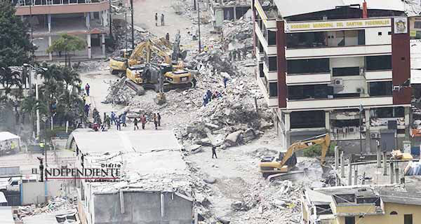 Llega a 602 número de muertos por terremoto en Ecuador
