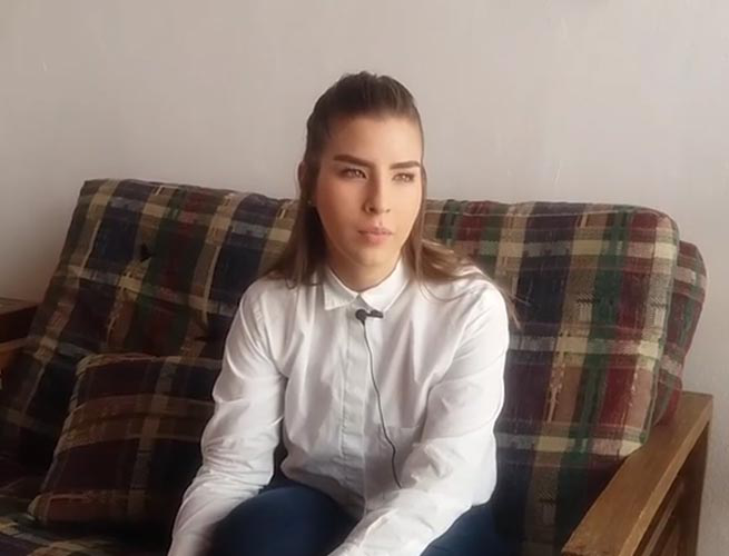 Ni Playboy, ni revistas… Lorena quiere sepultar #Lady100pesos