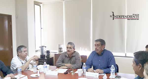 Presenta procurador de Justicia informe de resultados ante empresarios de Los Cabos