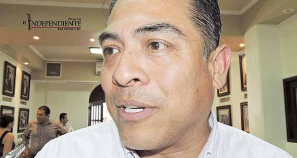 Regidora Díaz retira nombramientos de funcionarios por no conocer sus curriculum