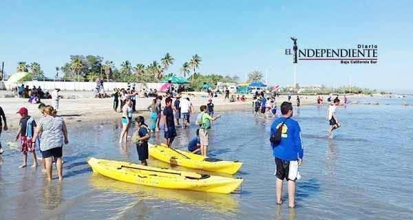 Realiza IMSS 1er Regata de Kayak por equipos Inter-Secundarias