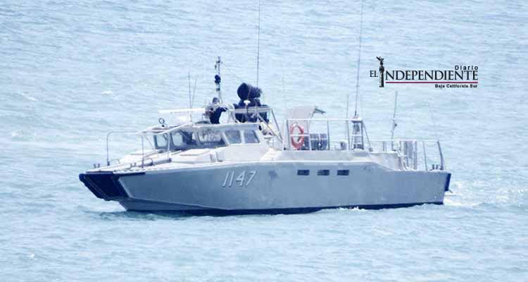 Marina rescata a pareja que era arrastrada por la corriente en playa Costa Azul