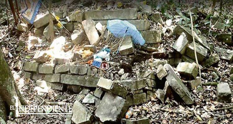 Grupo religioso destruye antiguo templo otomí en México