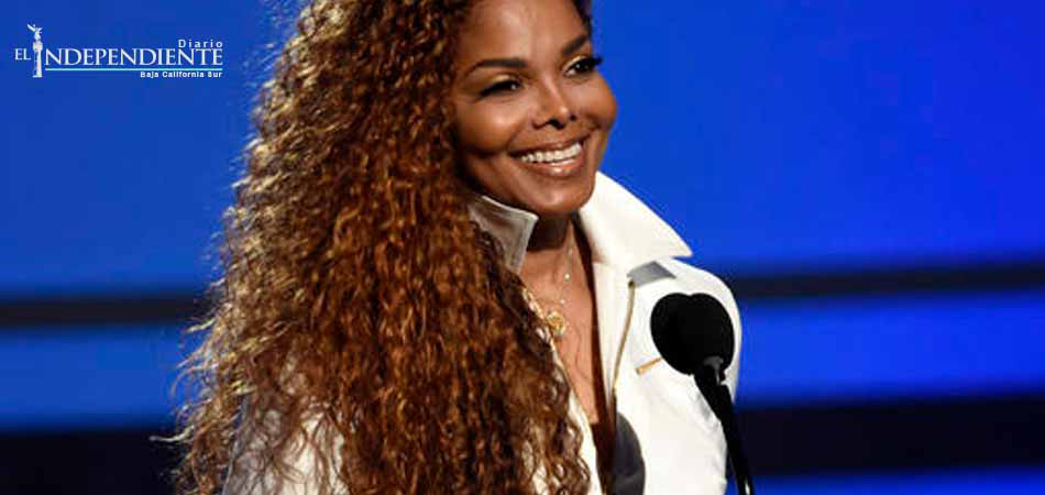 Janet Jackson da a luz a los 50 años