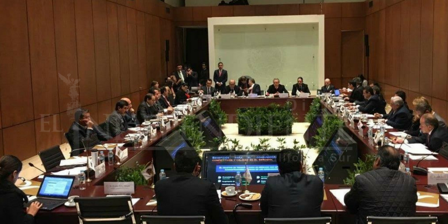 Preocupa a gobernadores los efectos económicos por el alza a combustibles