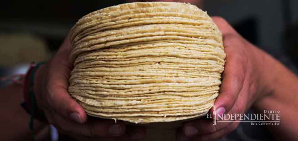 Kilo de tortilla a $18 y bolillo en $2.20, prevén en Morelos por gasolinazo