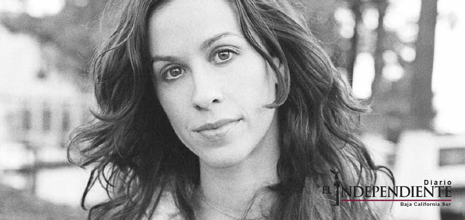 Exmánager de Alanis Morissette admite haberle robado 4.8 mdd