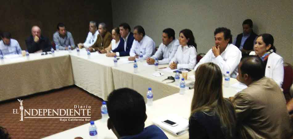 Alcalde reitera compromiso de no autorizar nada sobre el PDU