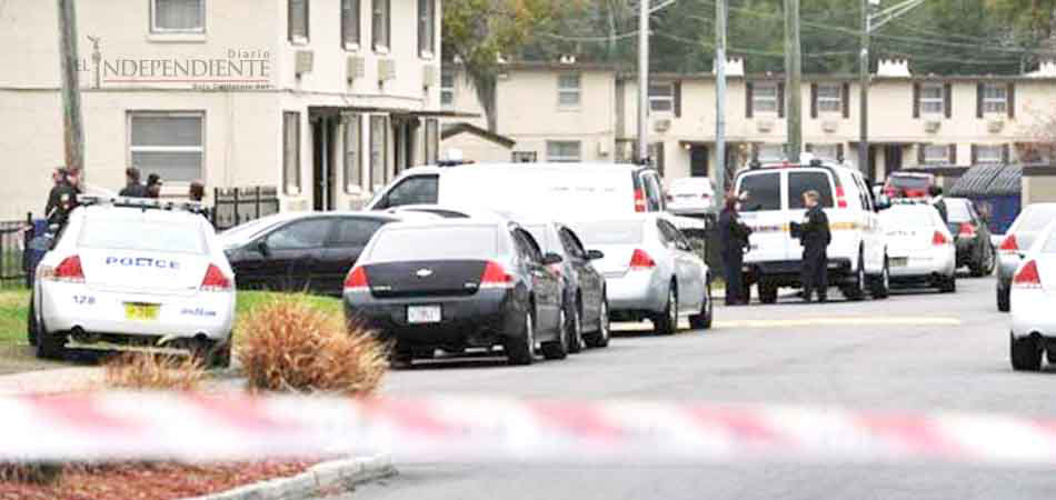Niño toma pistola de sus padres y mata a su hermanita, en EU