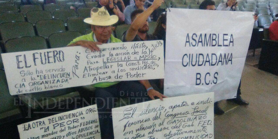 Continúan manifestaciones en el Congreso de BCS