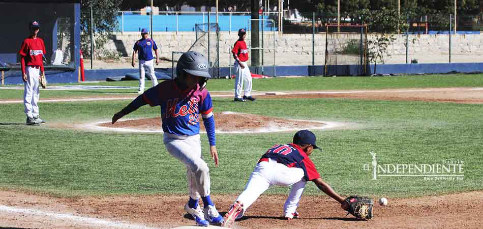 Peloteros paceños son fichados por academias nacionales de beisbol