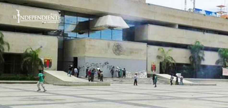 Se disculpan con campesinos de Chiapas, por violación a derechos humanos