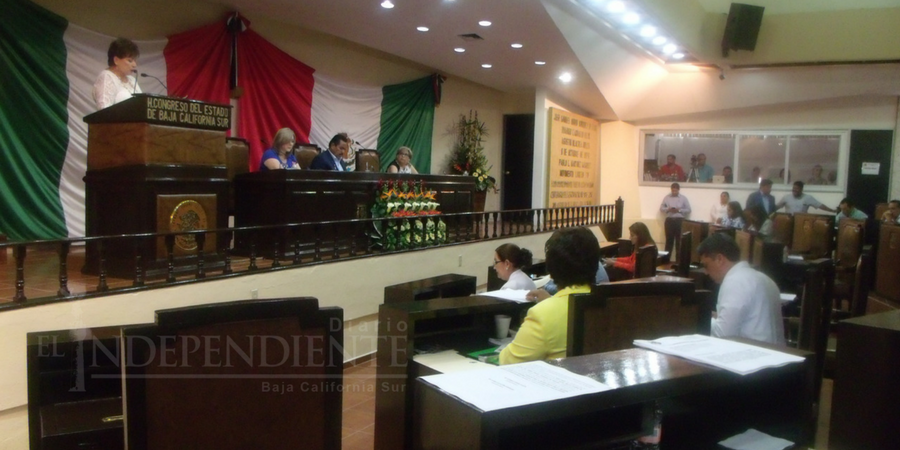 Contando bonos, la austeridad del Congreso es de apenas el 4.4%