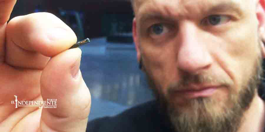 Firma sueca coloca microchip a sus empleados