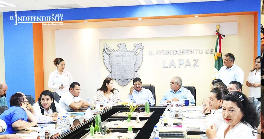 No hay ruptura del PAN en el Ayuntamiento paceño, aseguran