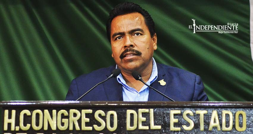 Se debe combatir corrupción, no elevar ni crear impuestos: Zamora