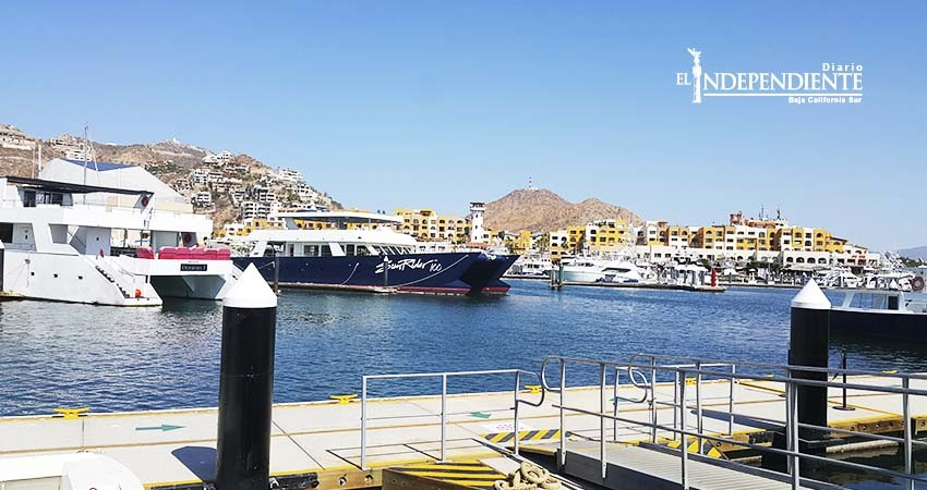 Continúa cierre del puerto ante presencia de fuertes vientos 