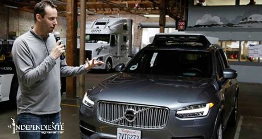 Uber despide a experto en vehículos autónomos