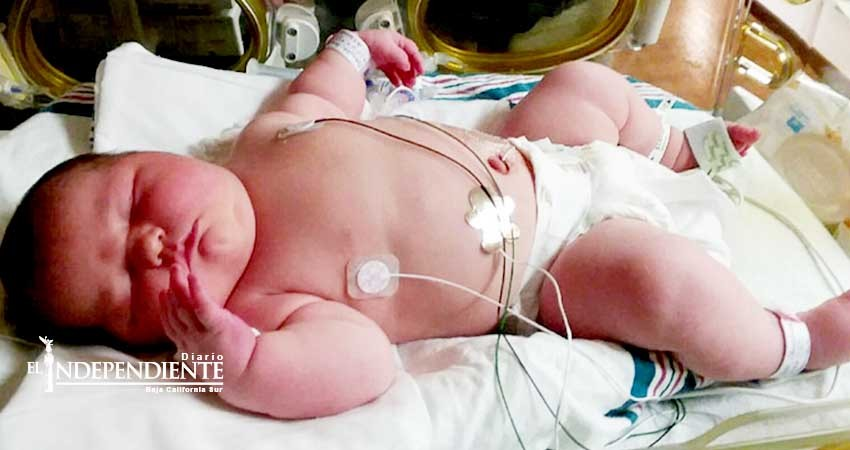 Nace una súper bebé de 6 kilos
