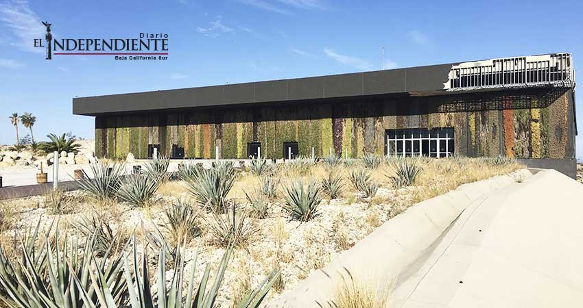 Empresas españolas administrarán centros de convenciones de BCS 