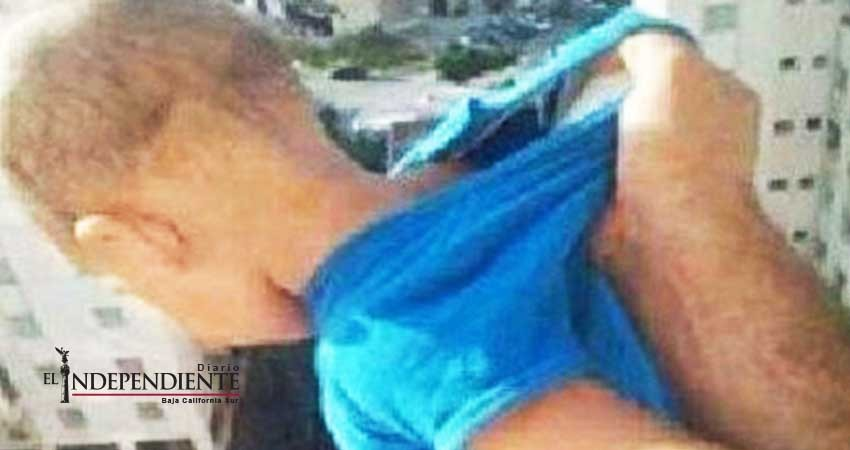 Amenazo con lanzar a bebé al vacío si no recibía mil likes en ‘face’