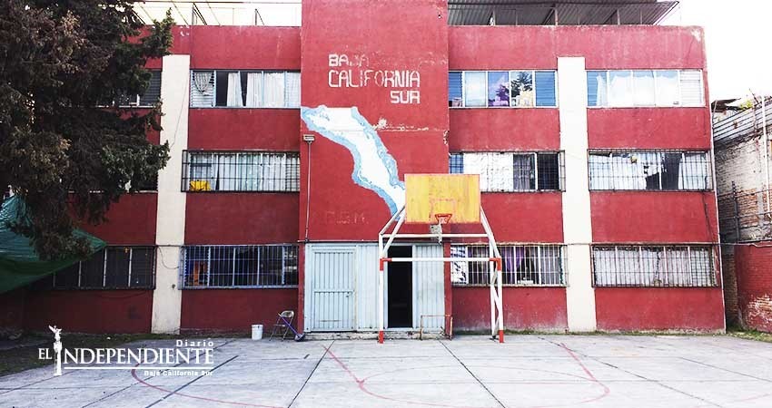 Invitan a diputada de educación a constatar buen estado de Casa del Estudiante