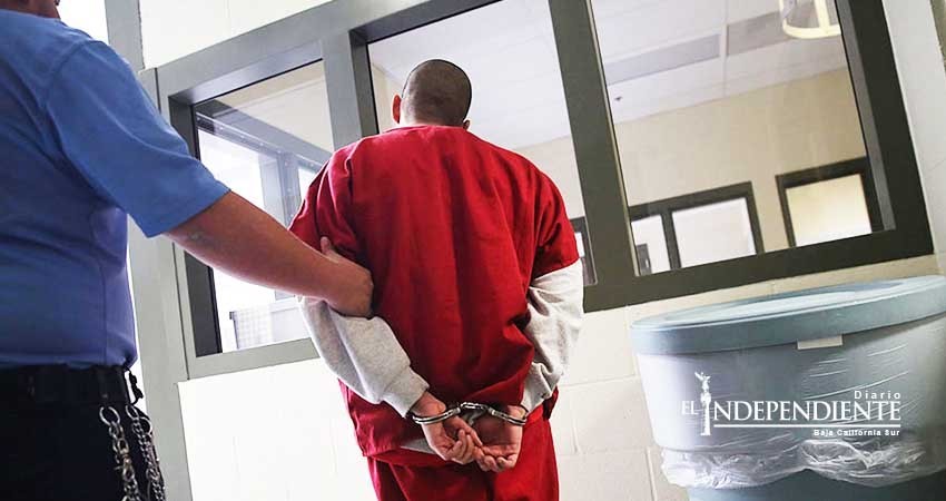 Detienen elementos de la Policía Ministerial  a imputado por  homicidio calificado 