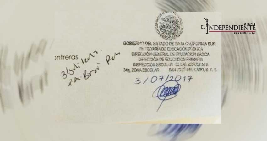 Padre de familia denuncia acoso escolar a su hijo de parte del director del plantel 