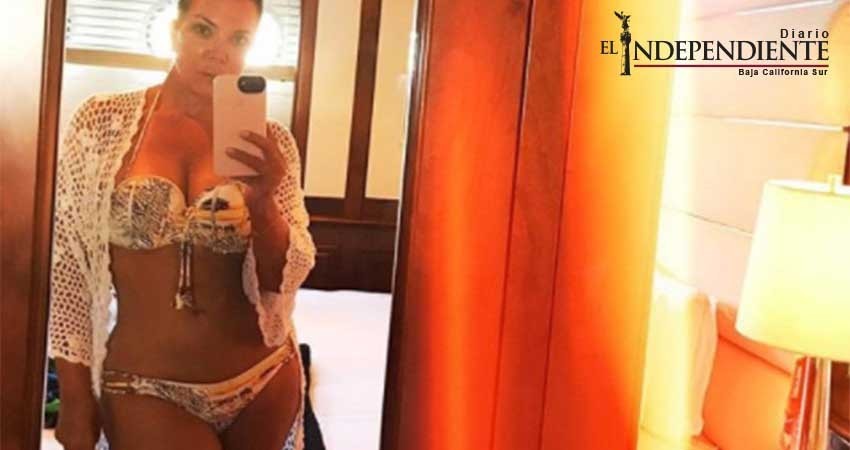 A los 61 años, Kris Jenner presume curvas en bikini