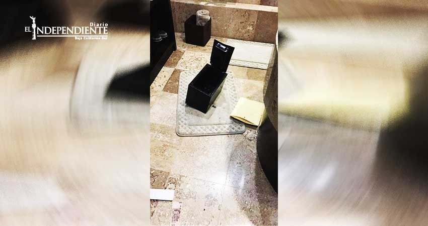 Roban 9 mil dólares de una caja fuerte en condominios del corredor turístico