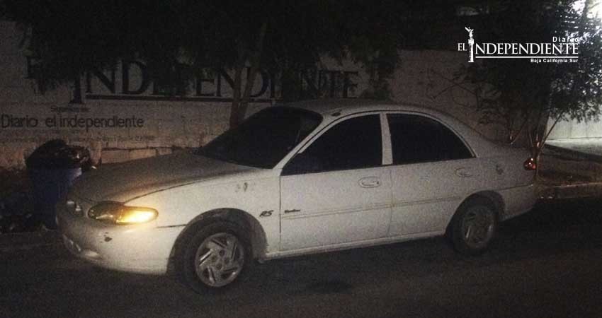 Recuperan vehículo con reporte de robo