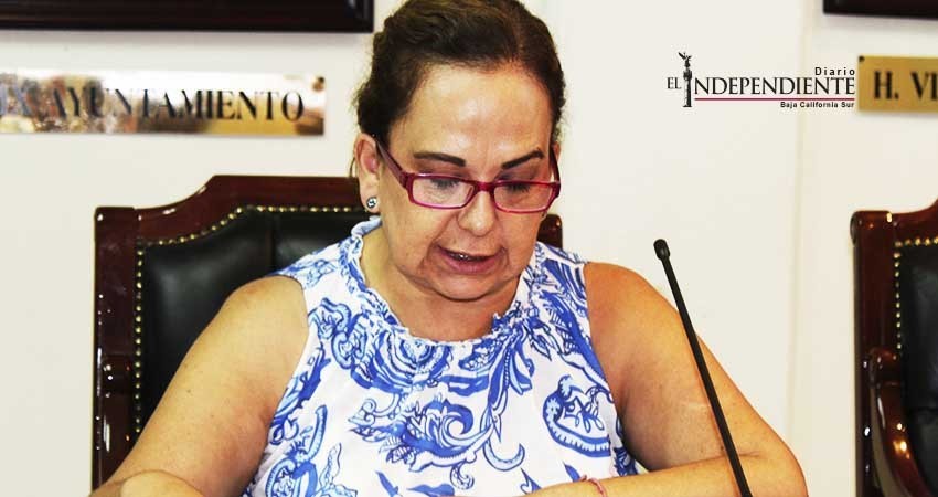Espero poder recontratar a mi ex asesor, asegura regidora Díaz Guzmán