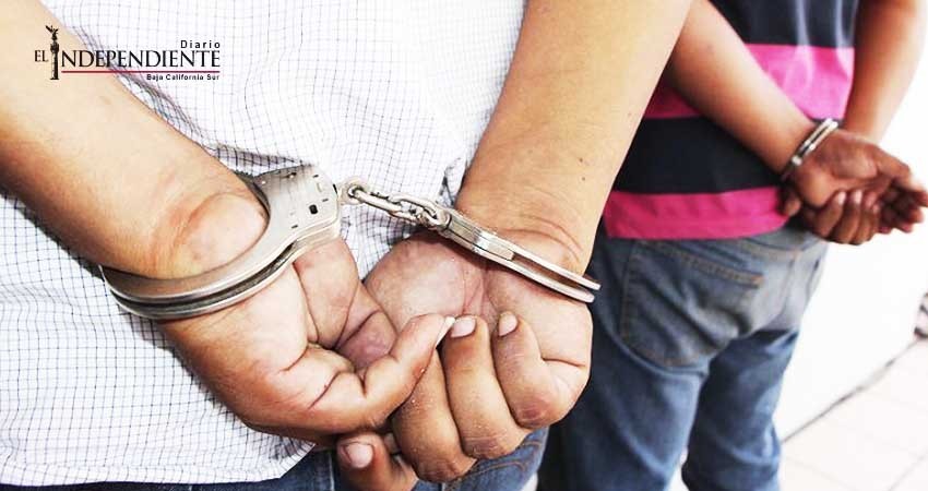 Cumplimentan dos órdenes de reaprehensión