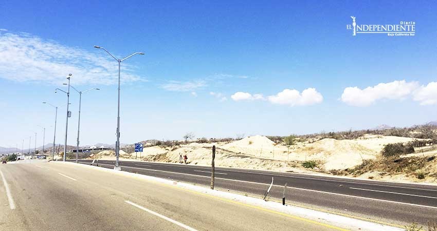 Carretera transpeninsular está rebasada por el crecimiento del destino: Senador Juan Fernández