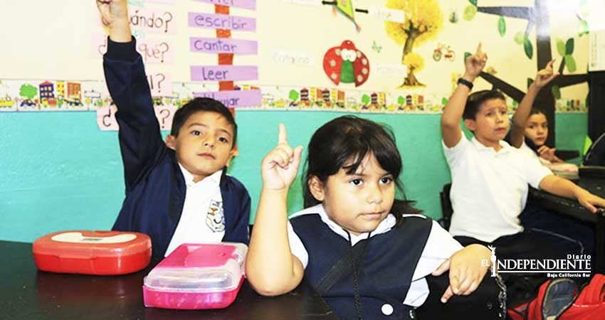 Llegada de estudiantes de Oaxaca y Guerrero hace crecer 15% matrícula escolar