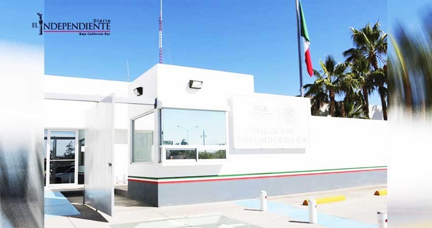 Inicia PGR carpetas de investigación contra tres hombres por portar armas de fuego.