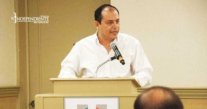 Incapacidad de Armando Martínez abre la oportunidad al PRI: Abimael Ibarra