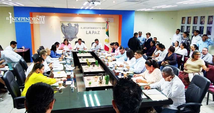 Impiden al Cabildo de La Paz contratar empresa de “abarrotes” para cobranza de predial