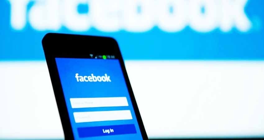 El truco para buscar Wifi gratis con Facebook