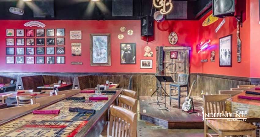 Le prohíben usar falda y después… ¡la despiden!