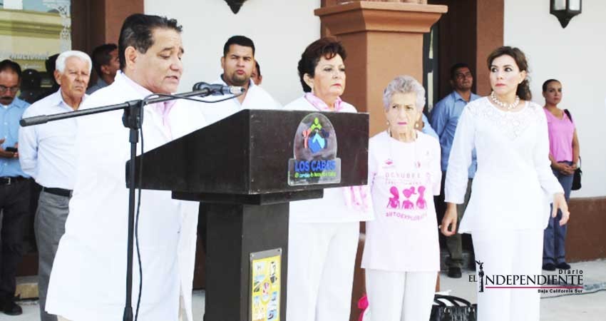 Arranca mes de concientización sobre el cáncer de mama